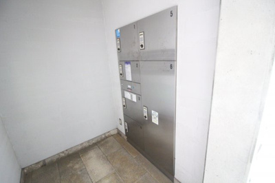 【その他共用部分】 | クリスタルライト | 宅配BOX