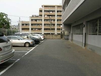 【駐車場】 | ルミナス百道 | 駐車場完備です