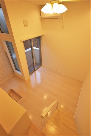 OBED ESTATE hanatenの居間・リビング