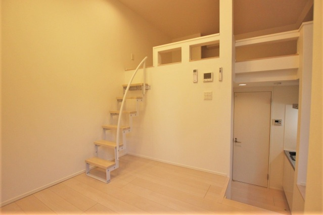 OBED ESTATE hanatenの居間・リビング