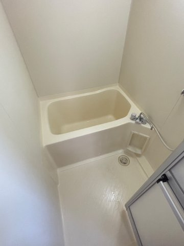 グランドゥール植田の浴室