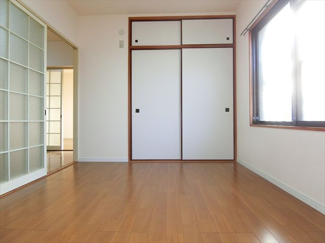 【洋室】 | ジョイフル南庄 | 落ち着いた色調の洋室です