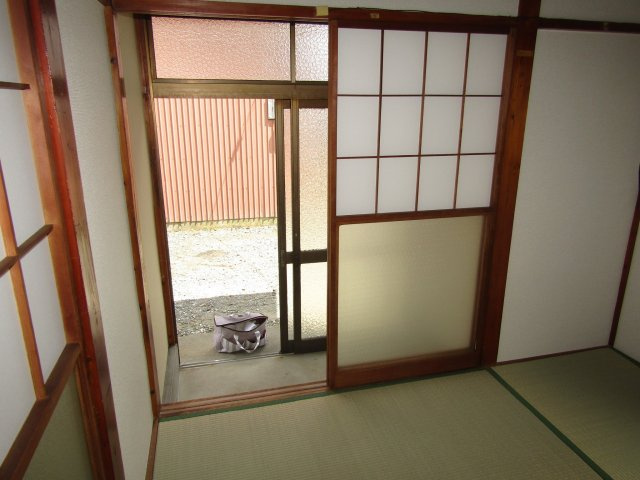 渡辺　久一戸建の和室