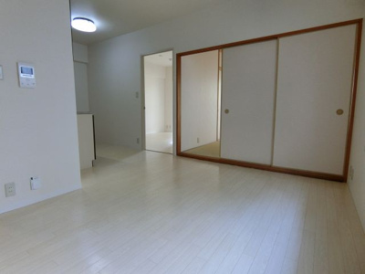 【居間・リビング】 | 北梅田パーク・レジデンス