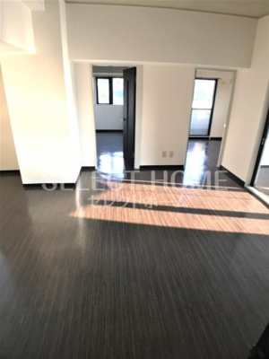 【居間・リビング】 | イーストガーデン杉の木館 | 居間です