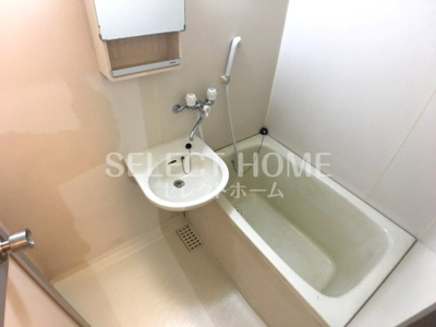 【浴室】 | イーストガーデン杉の木館 | コンパクトで使いやすいお風呂です