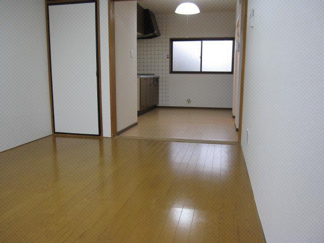 【居間・リビング】 | ニューウイング新開Ａ棟