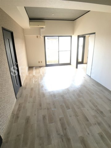 【居間・リビング】 | イーストガーデン杉の木館 | 使いやすい居間です