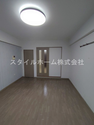 【居間・リビング】 | セレーノ坂上 | 別部屋写真です。