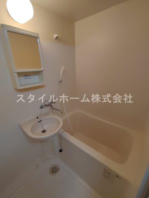 【浴室】 | セレーノ坂上 | 別部屋写真です。