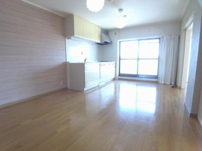 【居間・リビング】 | ルモンクレール枝吉 | リビング