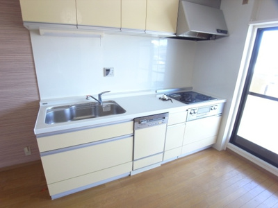 【キッチン】 | ルモンクレール枝吉 | キッチン