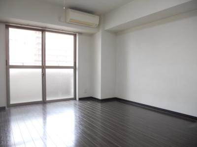 メディナ丹波口の居間・リビング|洋室