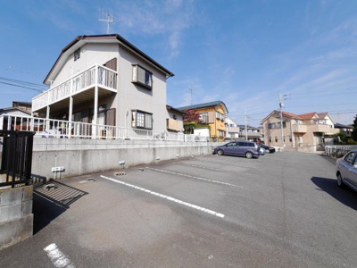 【駐車場】 | ハイツマコト１