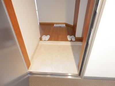 HF四条河原町レジデンスの玄関