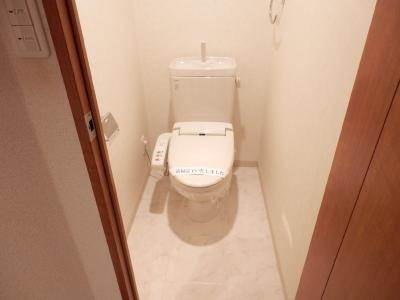 HF四条河原町レジデンスのトイレ|ウォシュレット