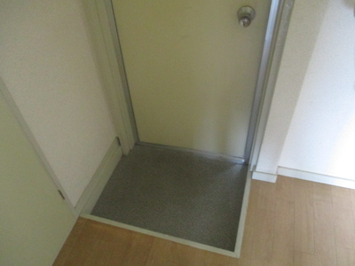 【玄関】 | ナニワビル