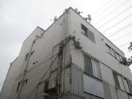 ナニワビルの画像