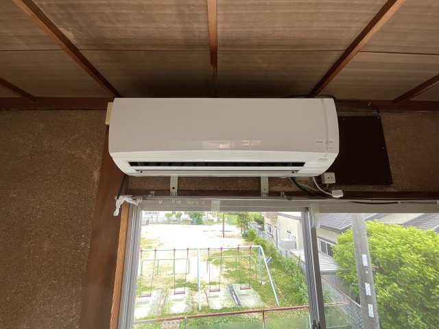 【設備】 | 三輪戸建 | エアコン完備です