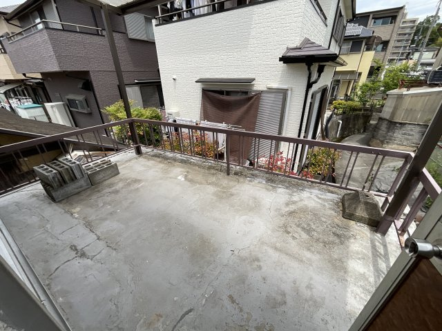 【バルコニー】 | 三輪戸建 | 広いバルコニーです