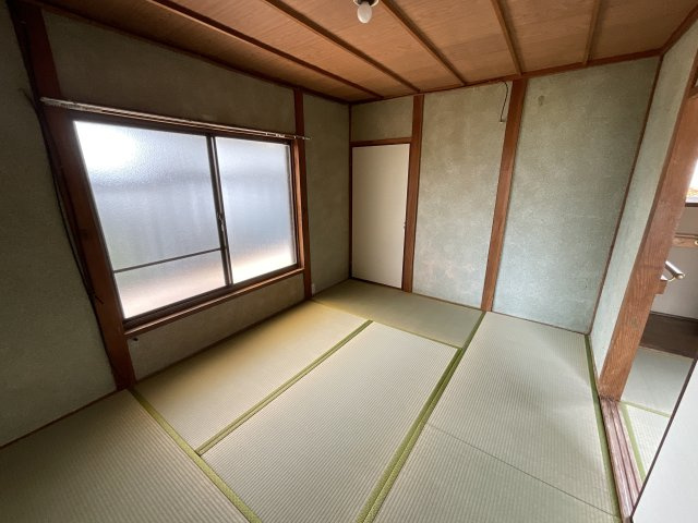 【和室】 | 三輪戸建 | 明るい和室です