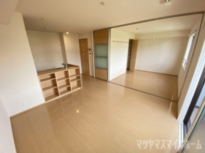 【居間・リビング】 | コーポラスツツミE棟