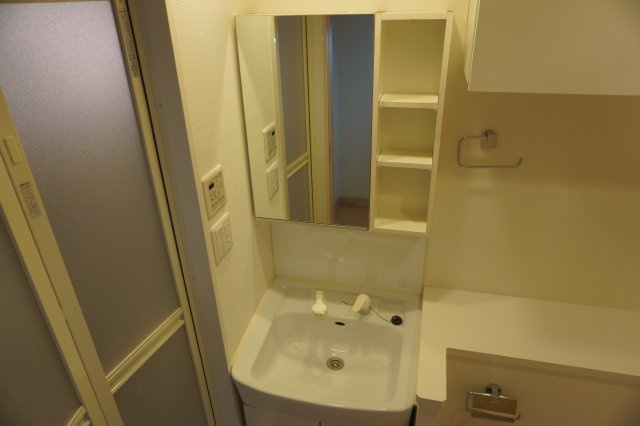 仲介手数料0！！アーデン春岡の洗面所