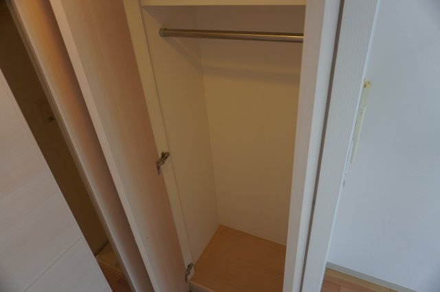 仲介手数料0！！アーデン春岡の収納