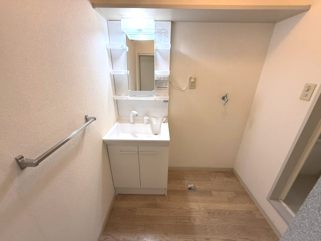 【洗面所】 | 忙しい朝には欠かせない洗面所です