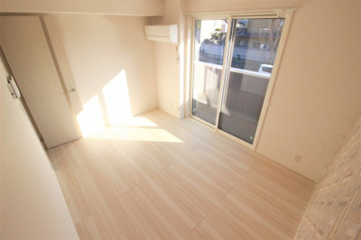 【居間・リビング】 | La Pause East Avenue