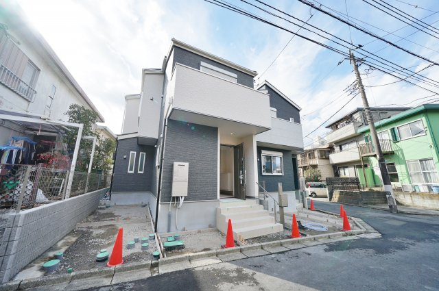 【横浜市保土ケ谷区瀬戸ケ谷町243-38新築戸建て２号棟】★仲介手数料無料★（瀬戸ヶ谷小学校・岩崎中学校）の外観|令和4年2月に完成した2SLDKタイプです。