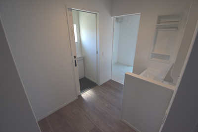 【独立洗面台】 | 宮内町江口戸建て