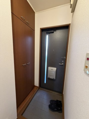 ホリデーフラットの玄関