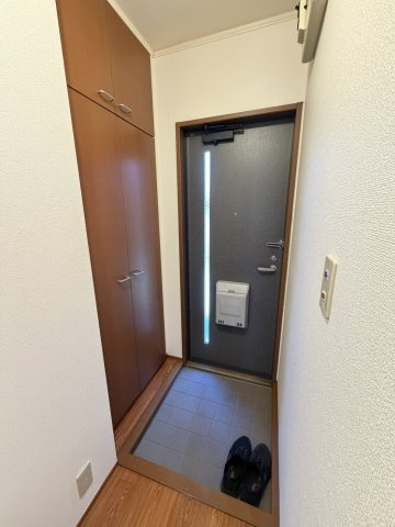 ホリデーフラットの玄関
