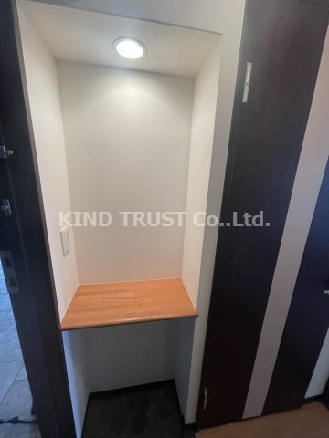 プレジオ中津の玄関|落ち着いた玄関です