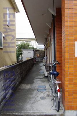 【その他共用部分】 | ヘヴンリーハウス | 通路は綺麗に保たれています。