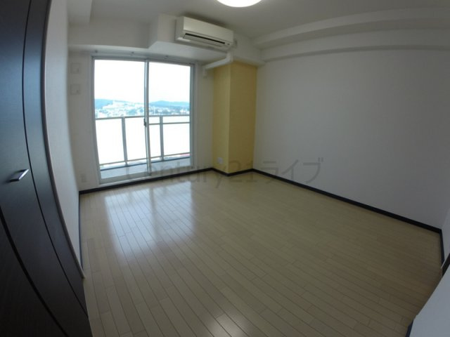 【寝室】 | ビガーポリス133宝塚