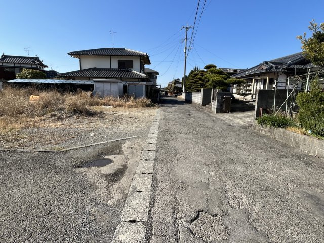 古閑中町土地の前面道路含む現地写真