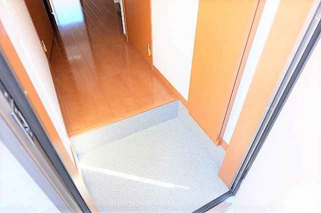 アムールこずえの玄関|※別部屋のイメージ写真です。