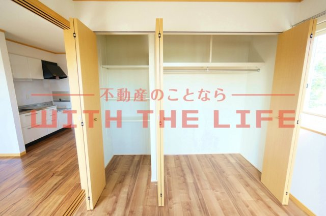 ギャランコート【キャッシュバック対象】の収納|大きなものも収納できそうです