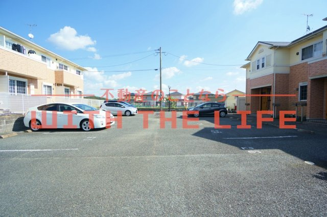 ギャランコート【キャッシュバック対象】の駐車場|駐車場完備です