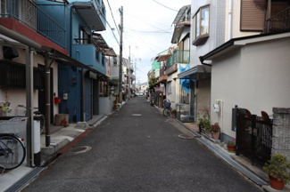 【前面道路含む現地写真】