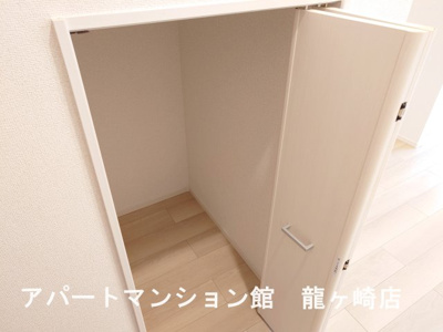 【収納】 | クリスタル　ピア