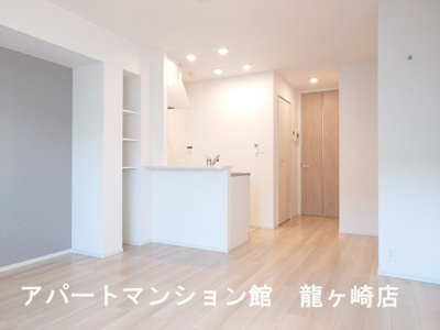 【内装】 | クリスタル　ピア