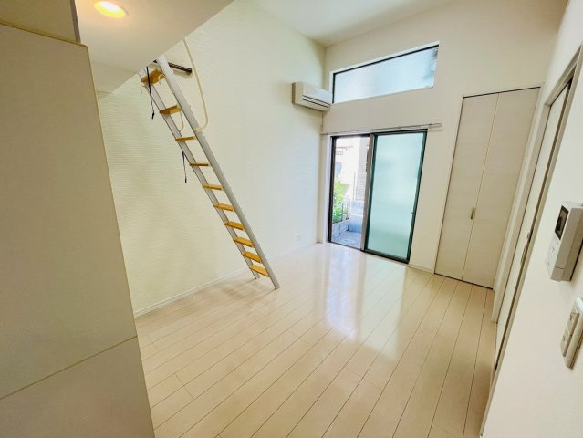 スムーノ垂水山手の居間・リビング