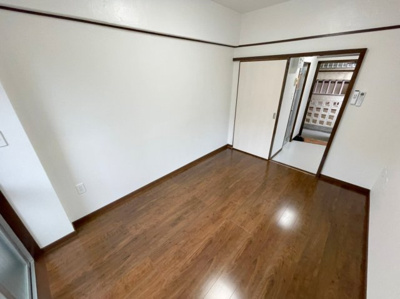 【洋室】 | コーポ若葉 | ※退去前の為、別部屋の写真を掲載しております。
