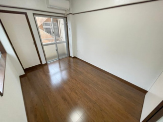 【洋室】 | コーポ若葉 | ※退去前の為、別部屋の写真を掲載しております。