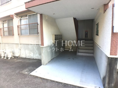 【エントランス】 | コーポまやだ