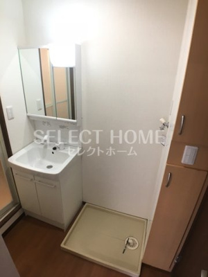 【独立洗面台】 | コーポまやだ | 朝の身支度には欠かせない独立洗面化粧台