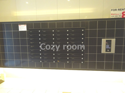 【エントランス】 | アンフィニXⅢ江坂リュクス | メールボックス及びオートロック